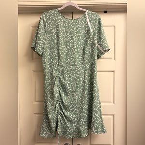 Never worn* Missguided Ruched Side Tea Dress